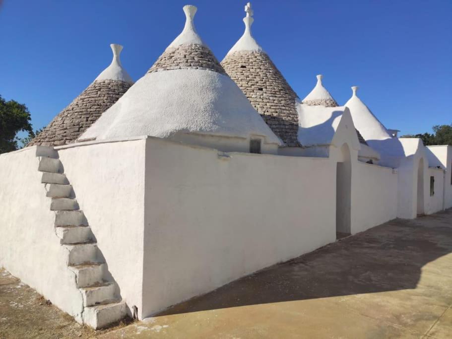 Villa I Trulli D'A Ross Ceglie Messapica Exterior foto