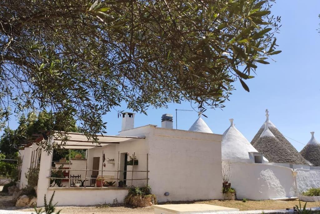Villa I Trulli D'A Ross Ceglie Messapica Exterior foto